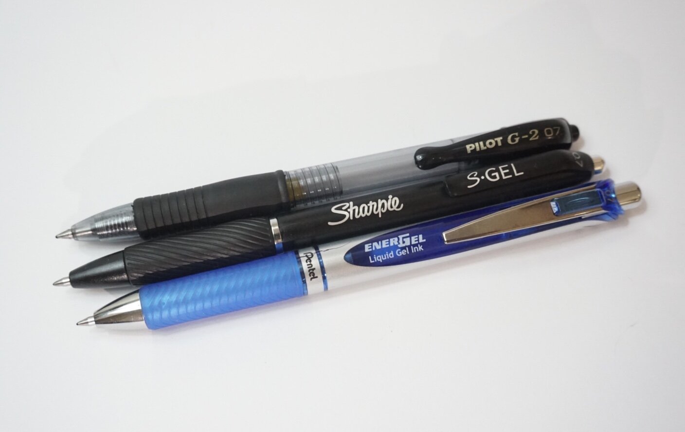 Best Pens for Nurses: Sharpie S-Gel vs Pilot G2 vs Pentel Energel